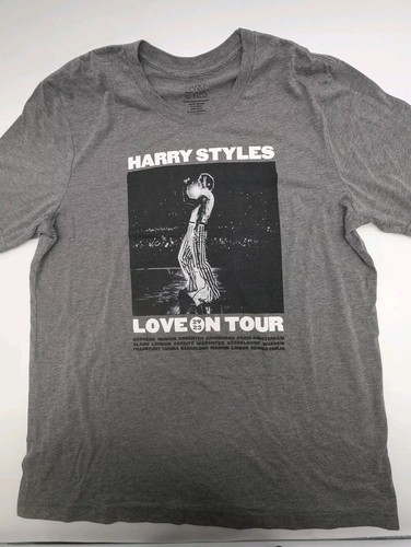 Harry Styles 2023 ライブ グッズ 長袖Tシャツ ロンT L Harry Styles 2023 ライブ グッズ 長袖Tシャツ ロンT L - メルカリ