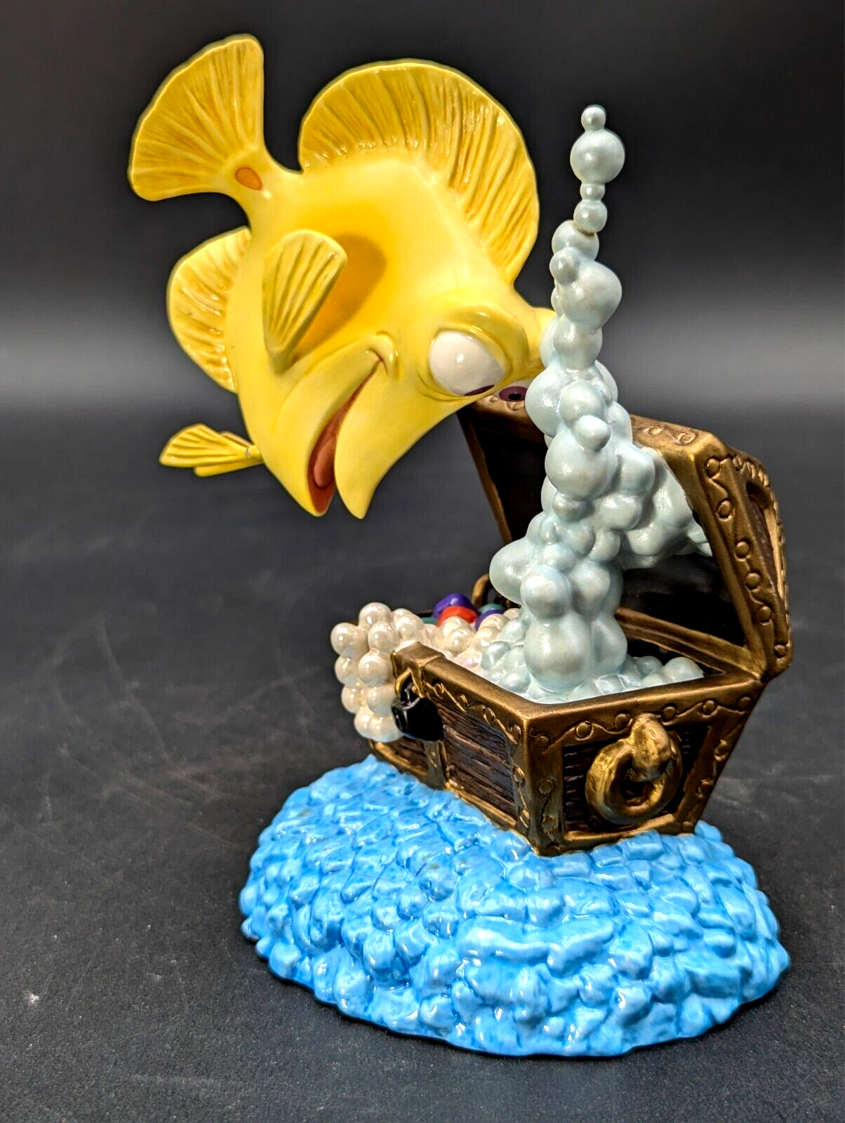 Nemo✨ WDCC FINDING NEMO MY BUBBLES, NO BOX/COA, FIGURE ONLY , USED