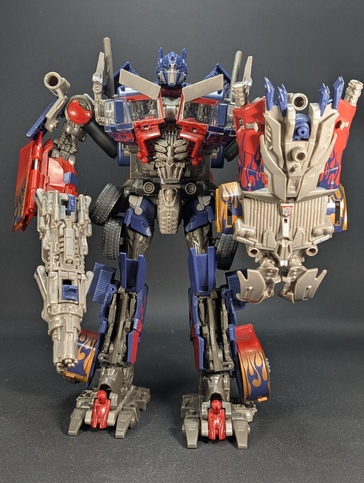 Transformers Dark Of The Moon Striker Optimus Prime complete Transformers Dark Of The Moon Striker Optimus Prime complete