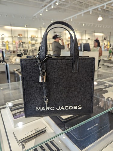 激安価格！Marc Jacobs The Tag Pebbled Leather Tote 2way NWT Marc Jacobs Coral Pebbled Leather Tote/ Medium Matching