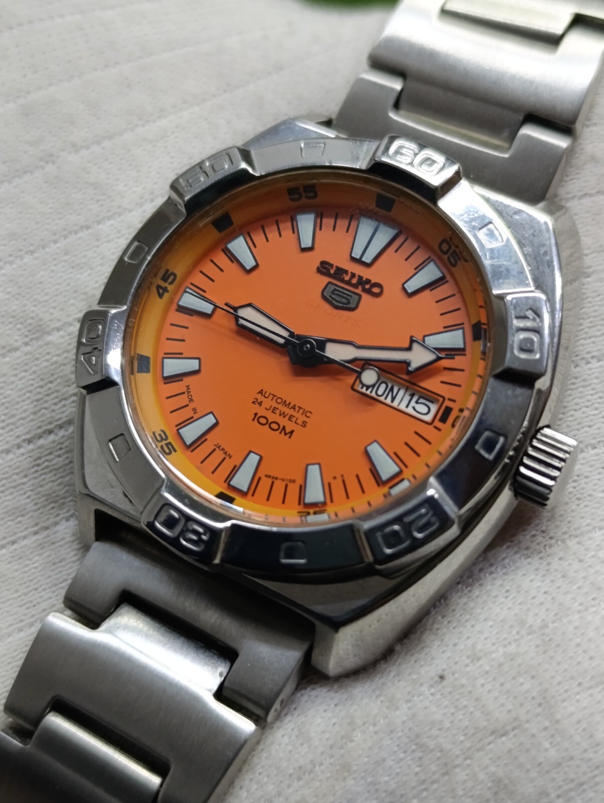 Seiko 5 Sports Automatic Orange Dial 4R36 -01C0 Day/Date
