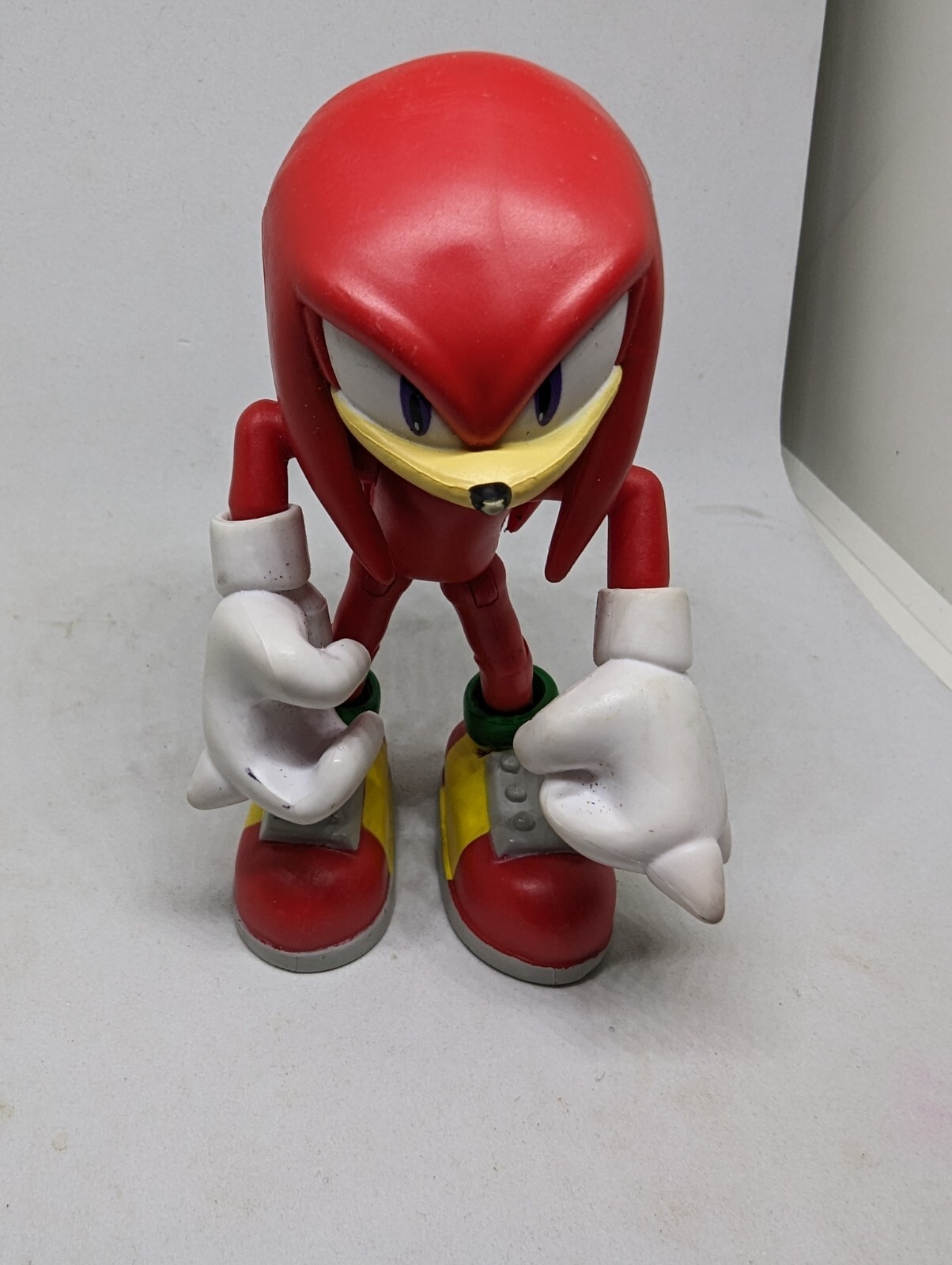 ねんどろいど 2179 Knuckles the Echidna NEW AUTHENTIC GSC Nendoroid 2179 Sonic the Hedgehog Knuckles