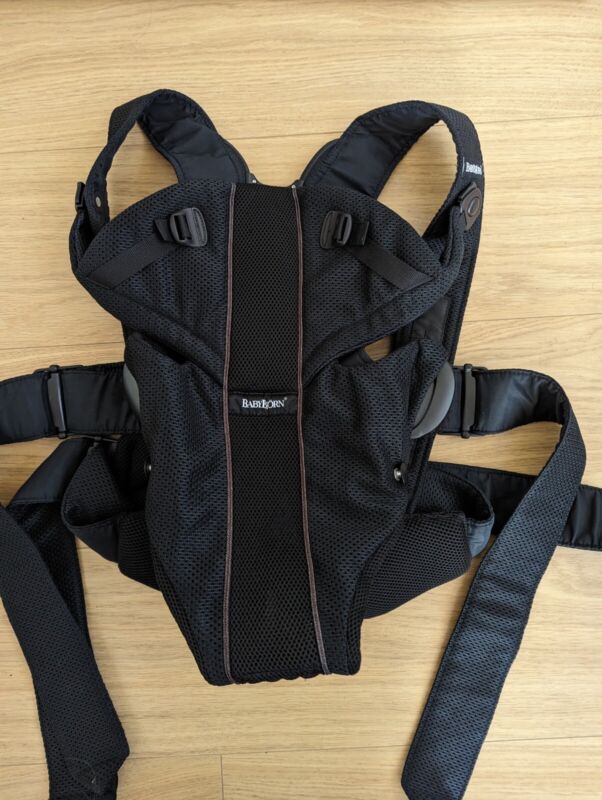 Babybjorn Baby Bjorn Synergy Mesh Carrier Sling - Black Airy Mesh Immaculate