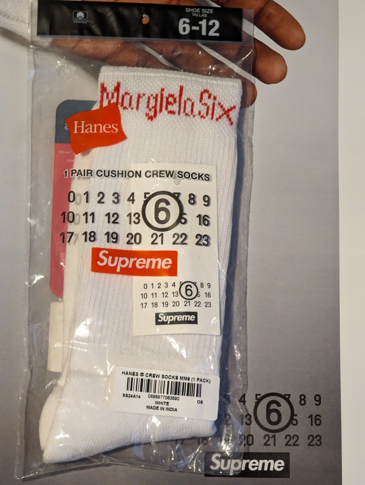 靴下・ソックス SS24 Supreme MM6 Maison Margiela Hanes Crew Socks (1 Pack) Supreme MM6 Maison Margiela Hanes Crew Socks (1 Pack) Black