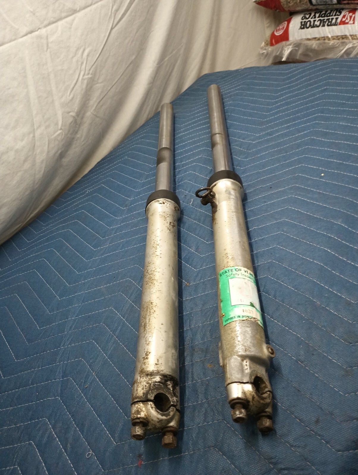 1977 Kawasaki KE175 Enduro left and right front forks