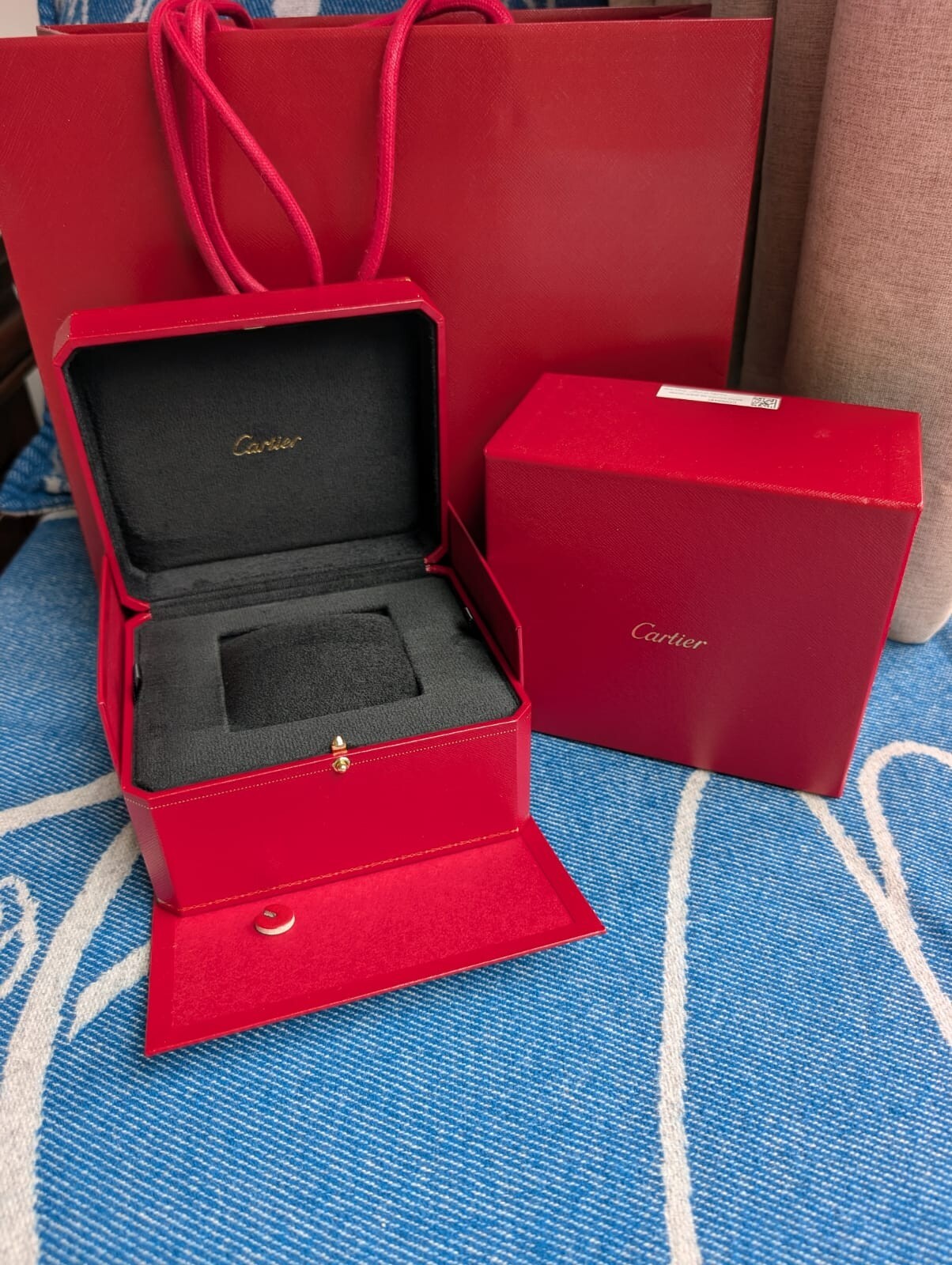 Cartier 時計ギフトボックス　紙袋 Authentic Cartier Traditional Watch and Jewellery Box and