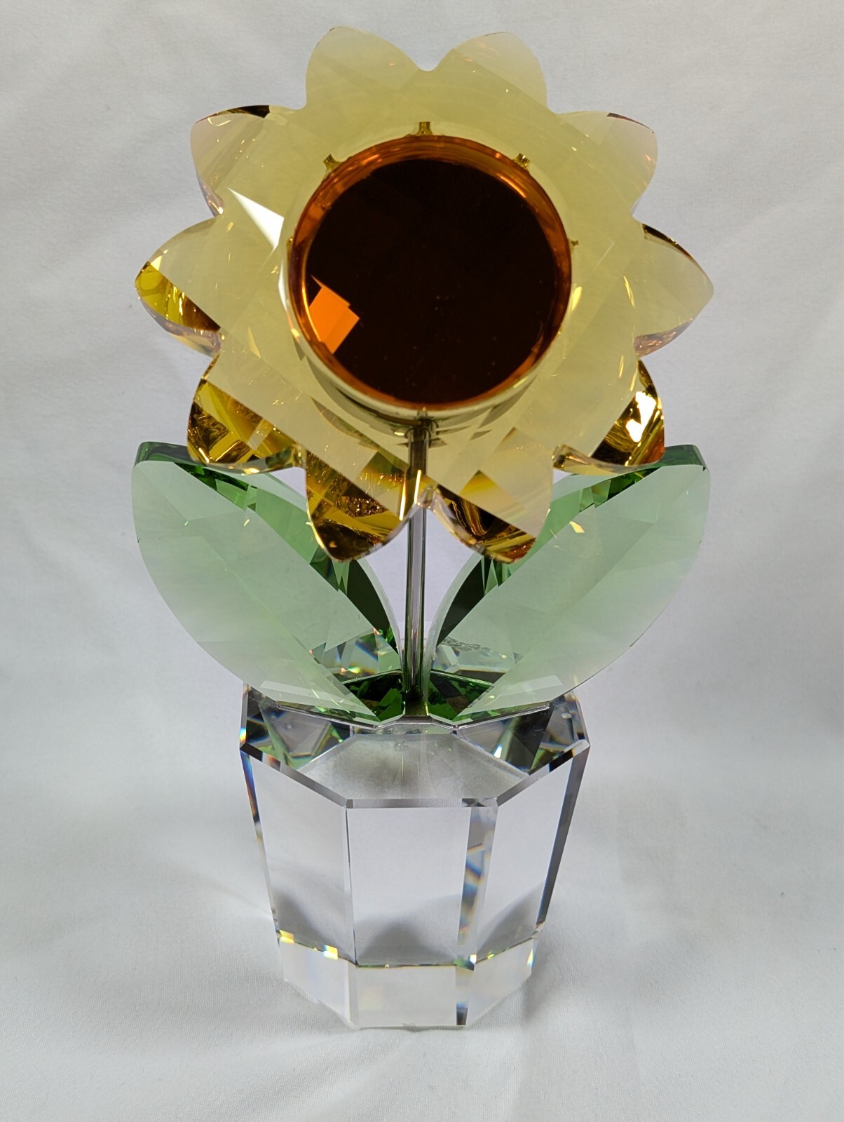 Swarovski Large sunflower 835636. Retired Piece ! Has flaws Swarovski Large sunflower 835636. Retired Piece ! Has flaws