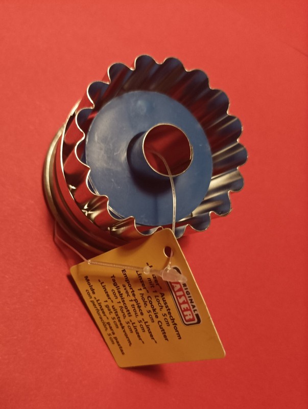 Linzer Ausstechformð Kaiser/Wmf Spitzbuben 1 Loch PlÃ¤Tzchen Backen Ausstecherð