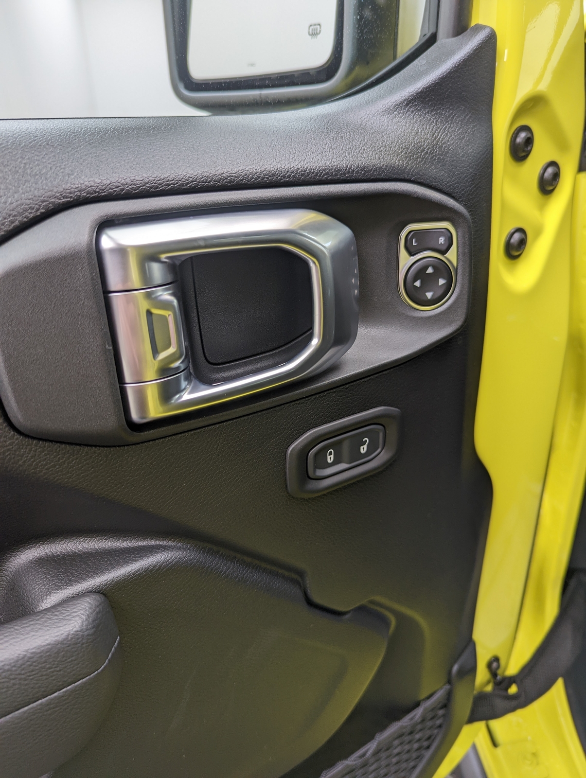 2023 Jeep Gladiator Willys High Velocity Clearcoat Nav Heated Seats