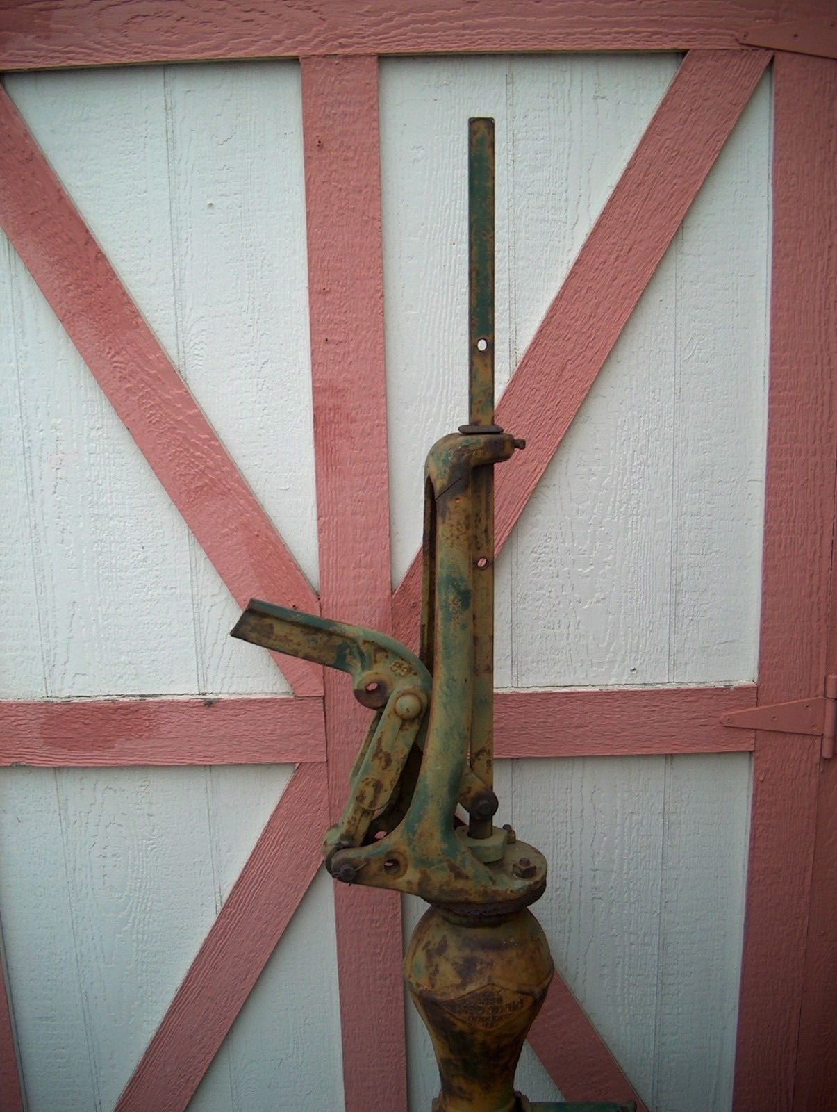 VINTAGE WATER PUMP WINDMILL WATER WELL HAND PUMP