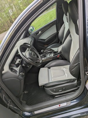 image 3 of interior