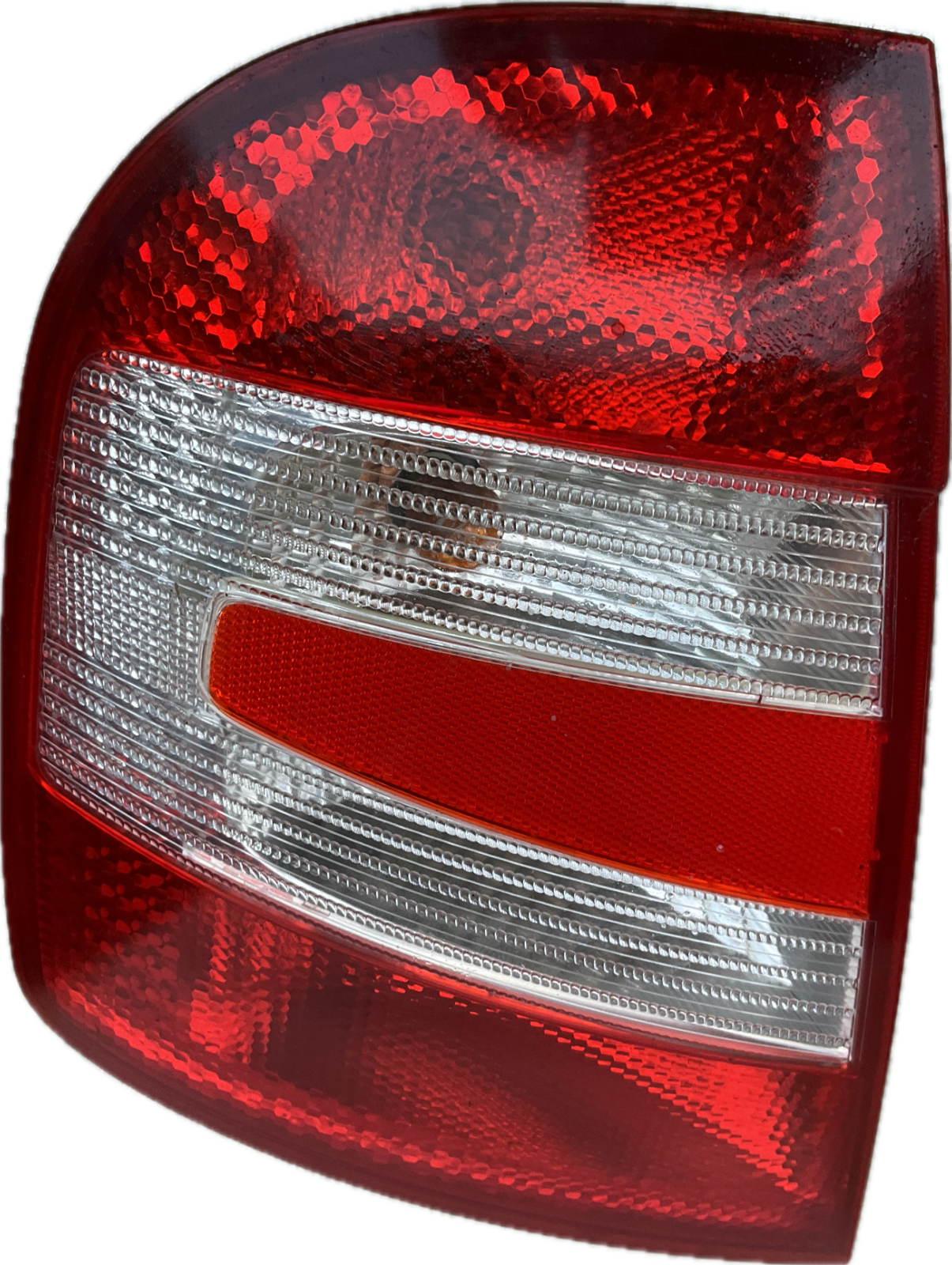 Fanale posteriore sinistro SKODA FABIA 2001 codice ricambio: 6Y6945111C usato