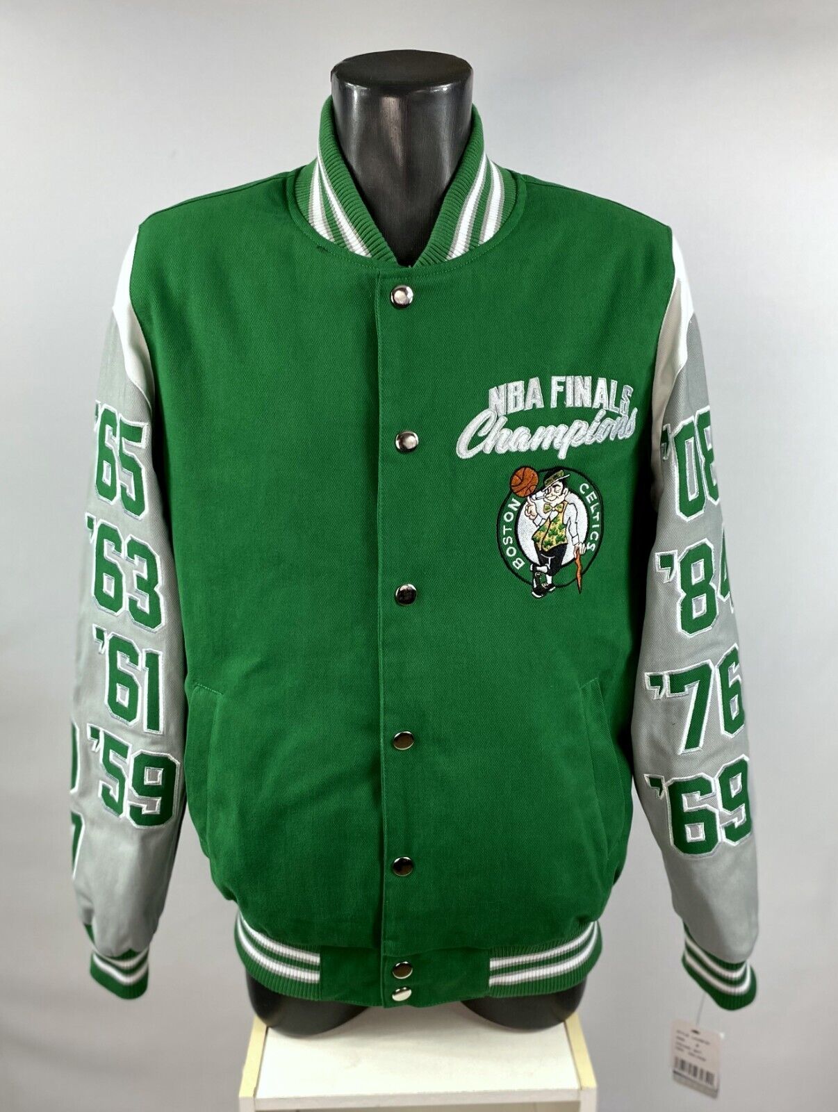 Celtics Jacket Boston 17 Time NBA Finals CHAMPIONSHIP Jacket Celtics Jacket Boston 17 Time NBA Finals CHAMPIONSHIP Jacket