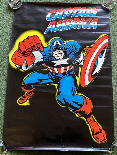 Vintage 1981 Marvel Comics Scandecor Captain America 6070