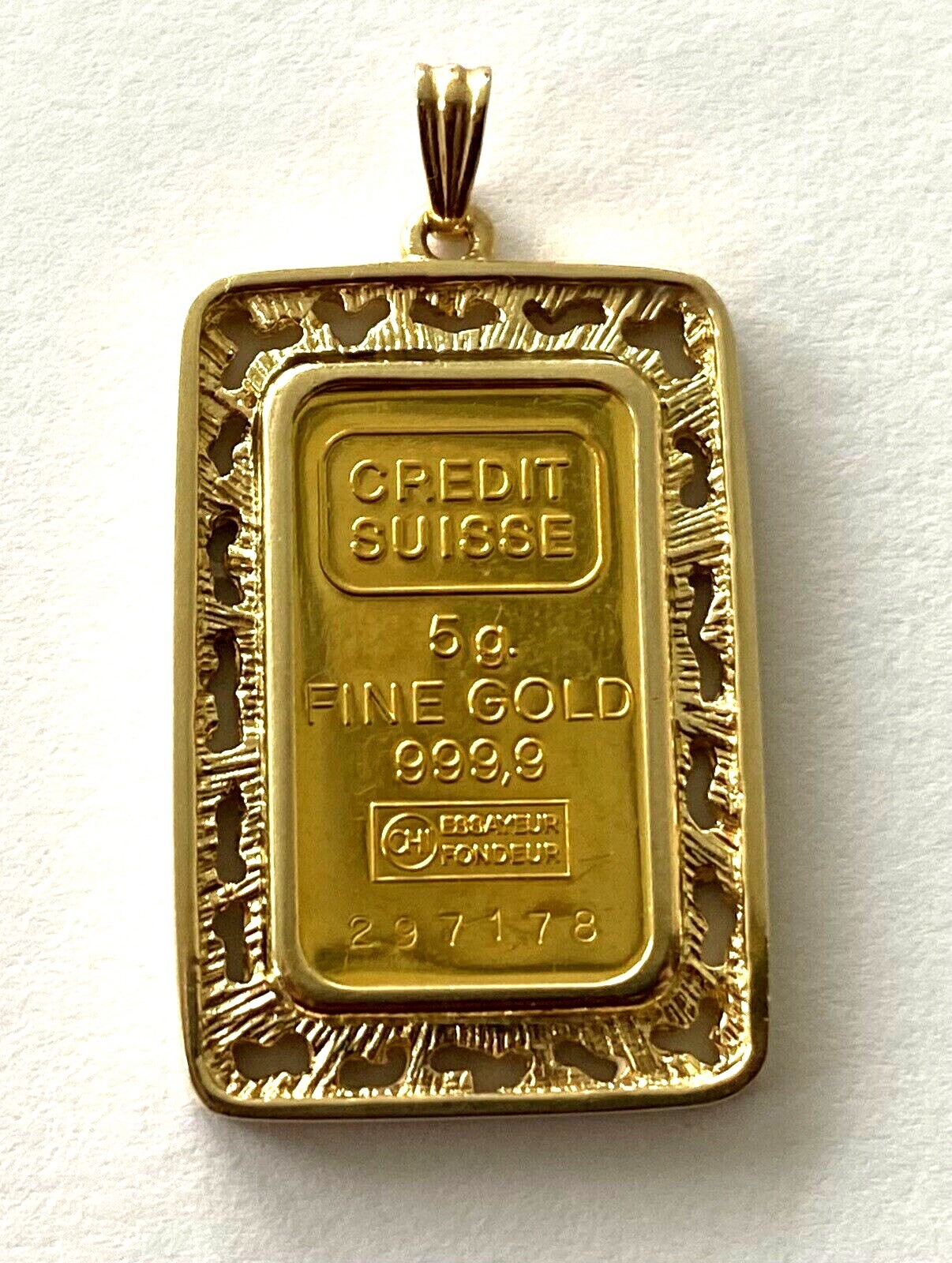 999.9 Pure Fine Gold 5gr Credit Suisse Coin Bar In 14K Frame 999.9 Pure Fine Gold 5gr Credit Suisse Coin Bar In 14K Frame