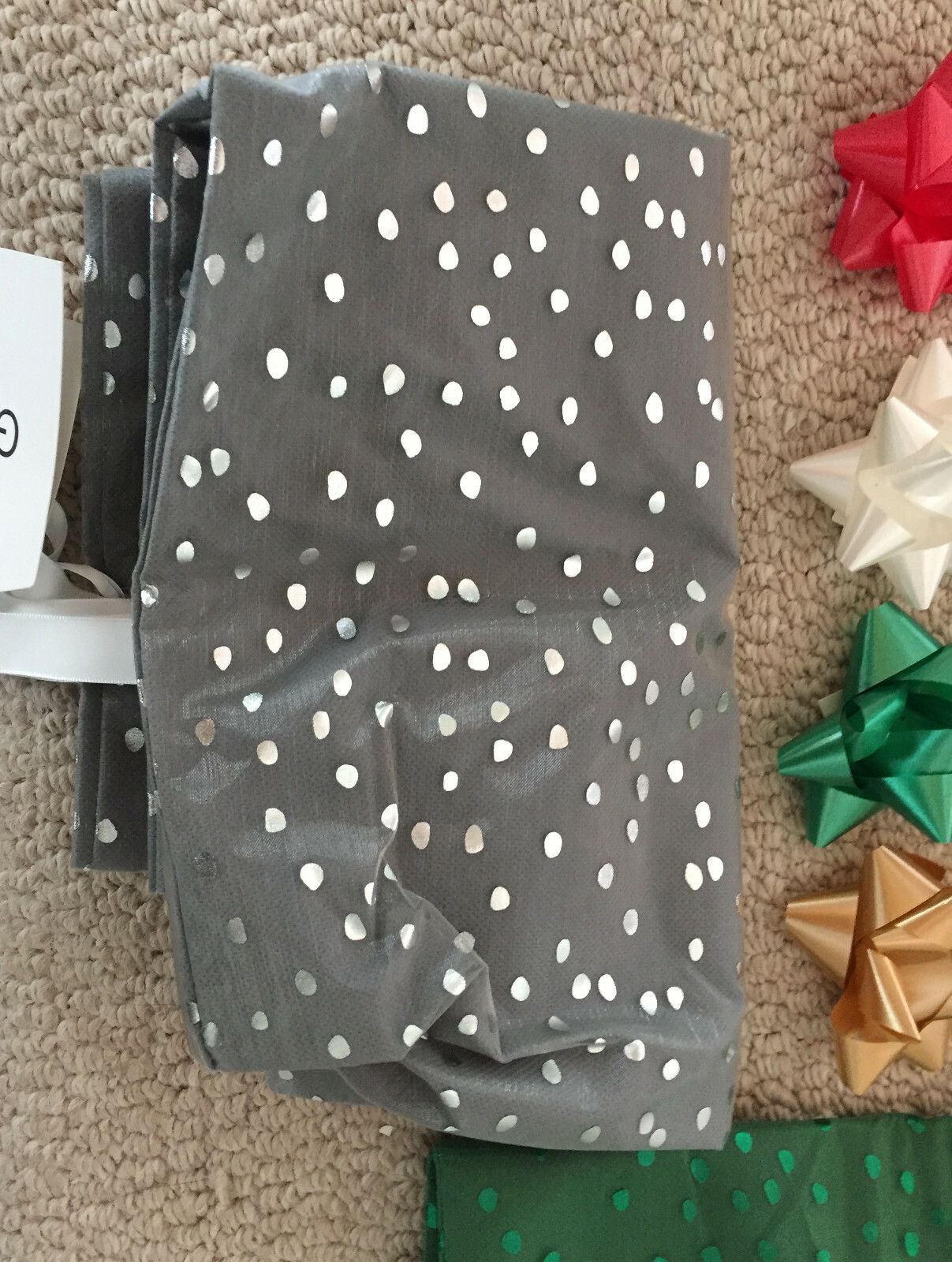 Gifts Christmas Bows 34, Gift Bags Wraps 3, Notes Envelopes, Ribbons 20 Feet Lot