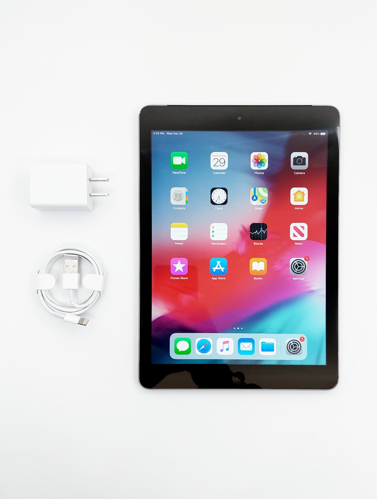 アップル　iPad Air A1474 32GB ios12.5.7 Apple iPad Air A1474 (WiFi) 32GB Space Gray (Very Good