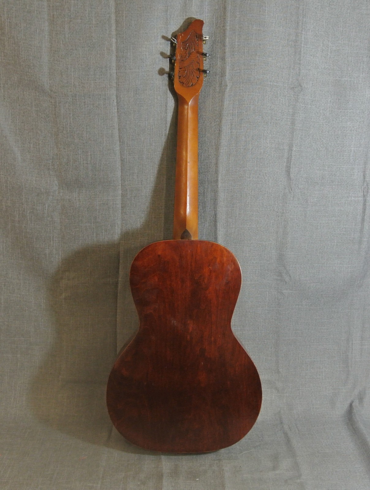 STROMBERG VOISINET STENCIL PARLOR GUITAR 1920'S (192669-1) GN