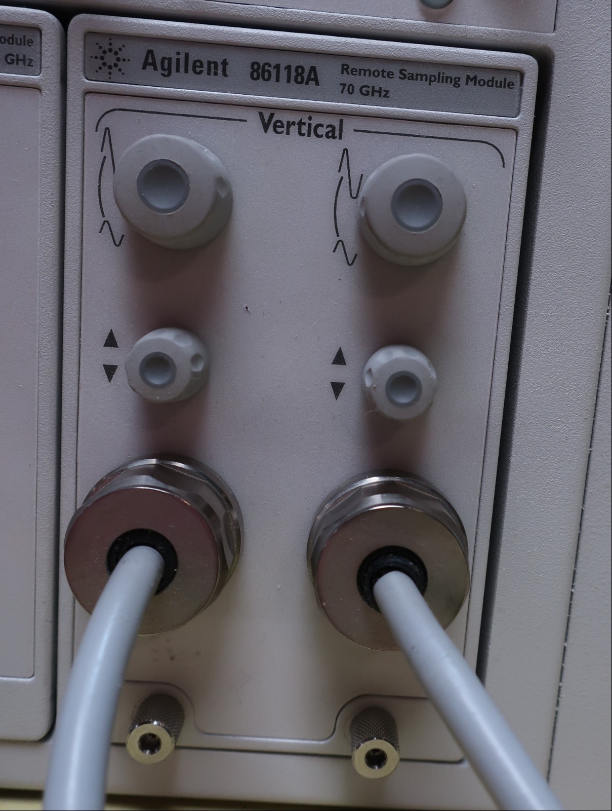 Agilent 86100B DCA Wide Band Oscilloscope With 86107A, 86117A,  86118A Modules