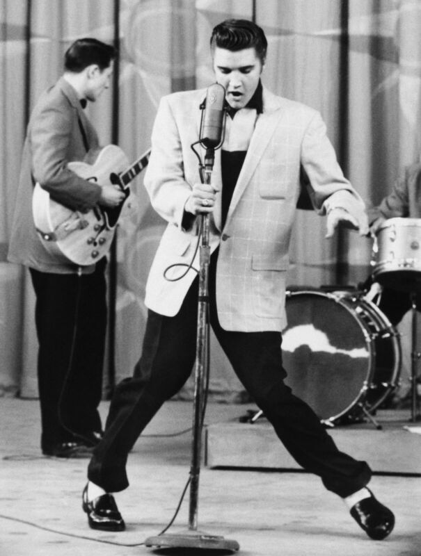 ELVIS PRESLEY 8X10 GLOSSY PHOTO PICTURE IMAGE #20