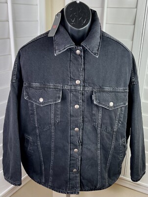 Levi s Premium Fly Black Worn Small Heavy Quilted Trucker Jean Jacket, Women s M
