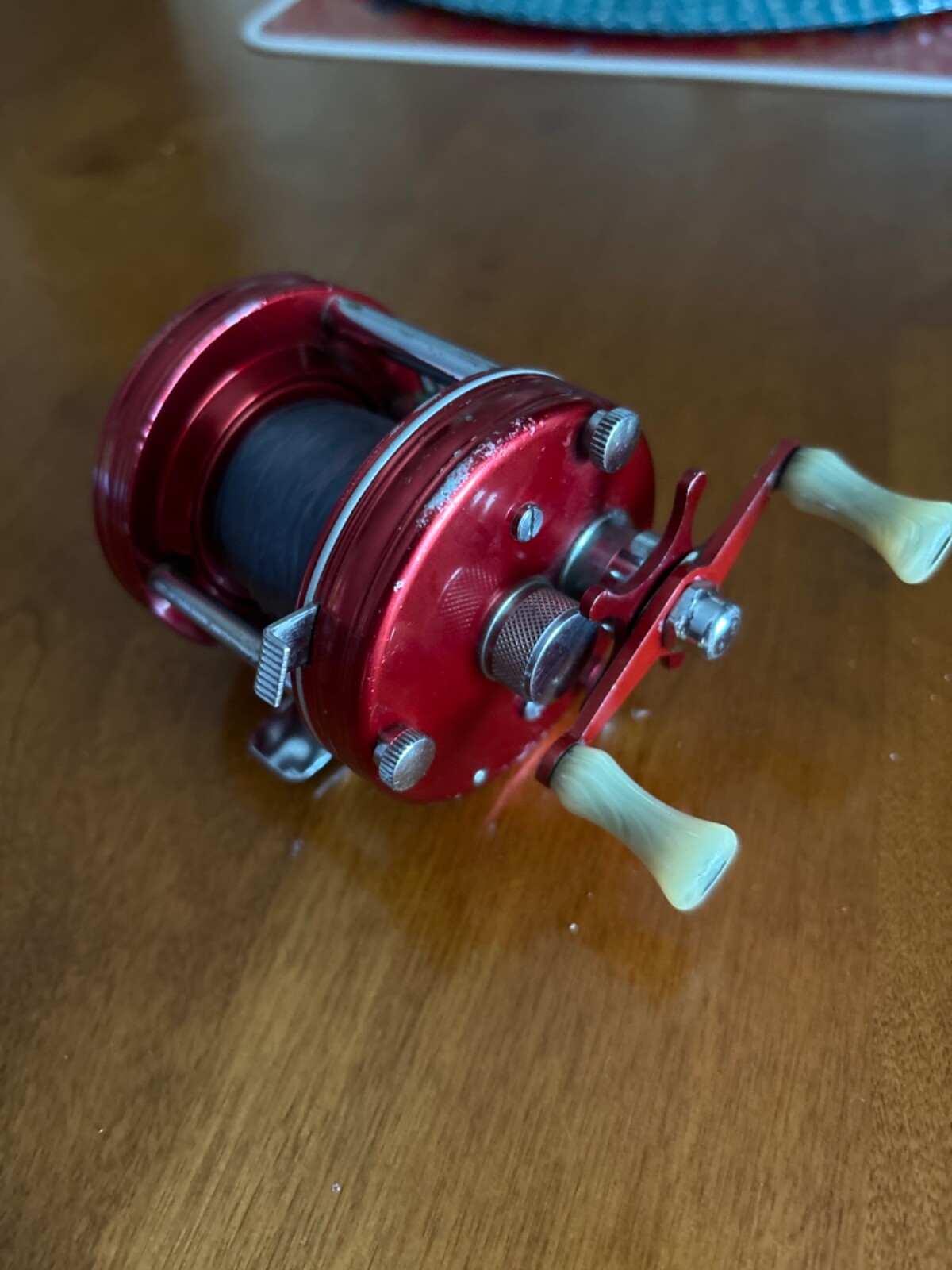 Abu Garcia Ambassadeur 5000 The Original Red Bait Casting