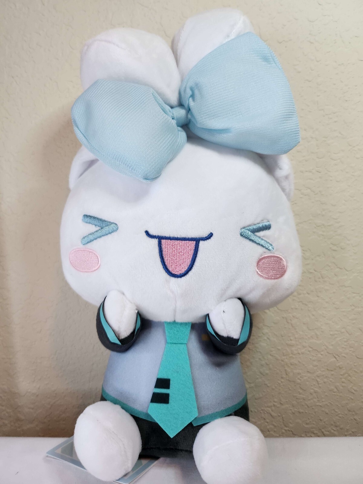 特撮 Hatsune Miku& cinnamon roll Sanrio Set s-l400.jpg