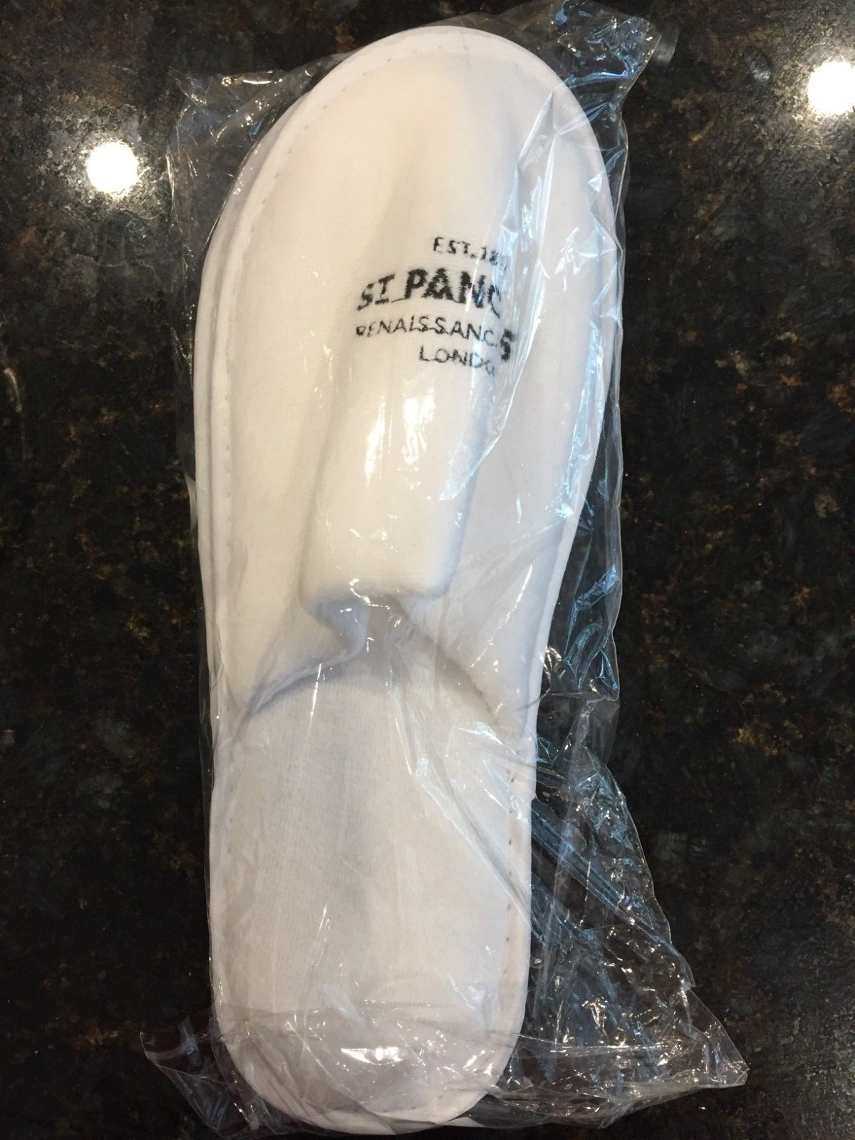 St. Pancras Renaissance London Hotel SLIPPERS White NEW unisex/one size sealed