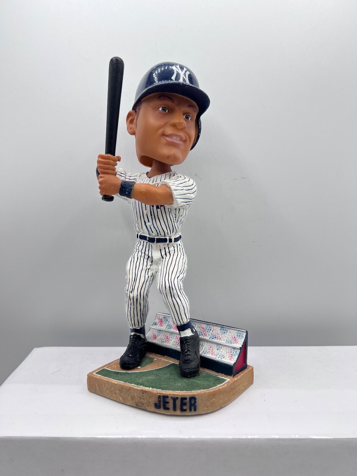 小物 Jeter New York Yankees #2 Derek Jeter Forever Collectibles Bobble