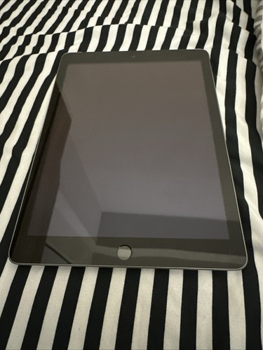 Apple iPad 5th gen Wifi or Cellular Unlocked - Gray Silver Gold - 32GB 128GB  | eBay