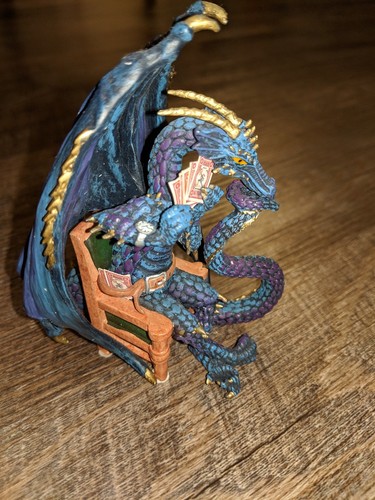 Poker Dragons Hold Em' Or Fold 'Em Collection figurines Hamilton Collection