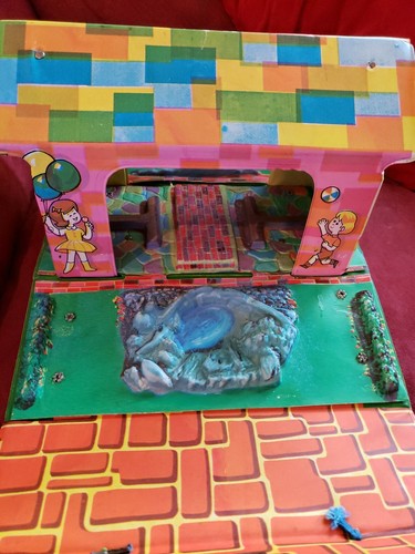 KIDDIE ZOO Vintage Plastic carrying case ANIMAL Playset Ideal EUC