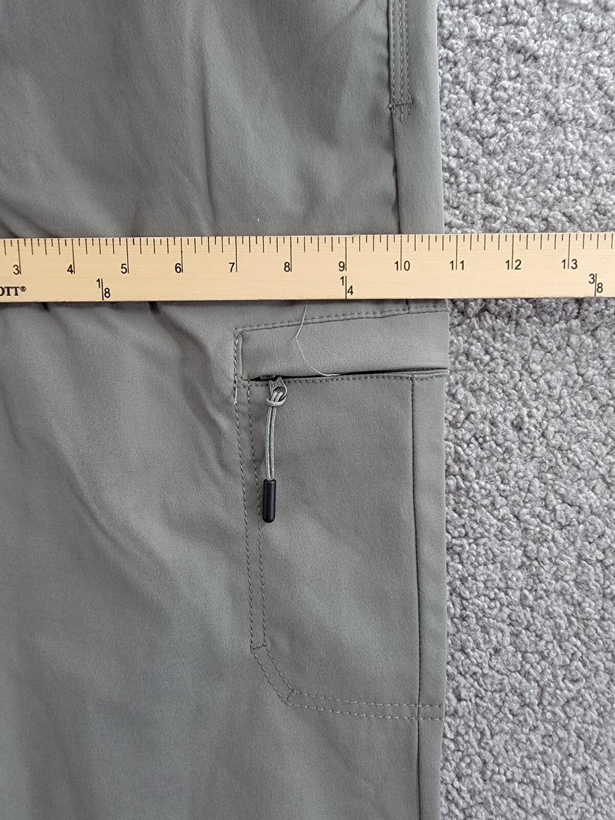 BASS OUTDOOR Essential Tech Cargo Pants Men's 30 Castor Gray Button Zip Closure - Picture 6 of 18