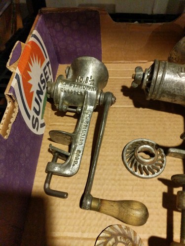(3) Vintage Metal Universal No 3, no 1 1/2, 20  Meat Grinders Wood Handle kitch