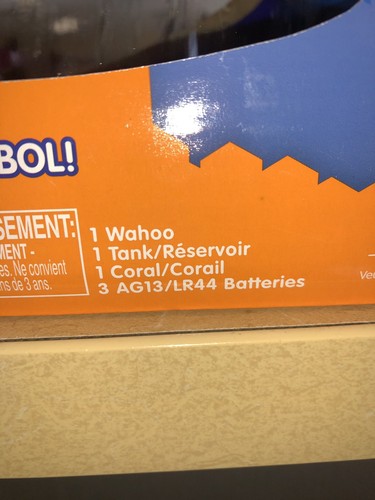 Hexbug AquaBot Wahoo with Bowl & Fish (Colors Varies)