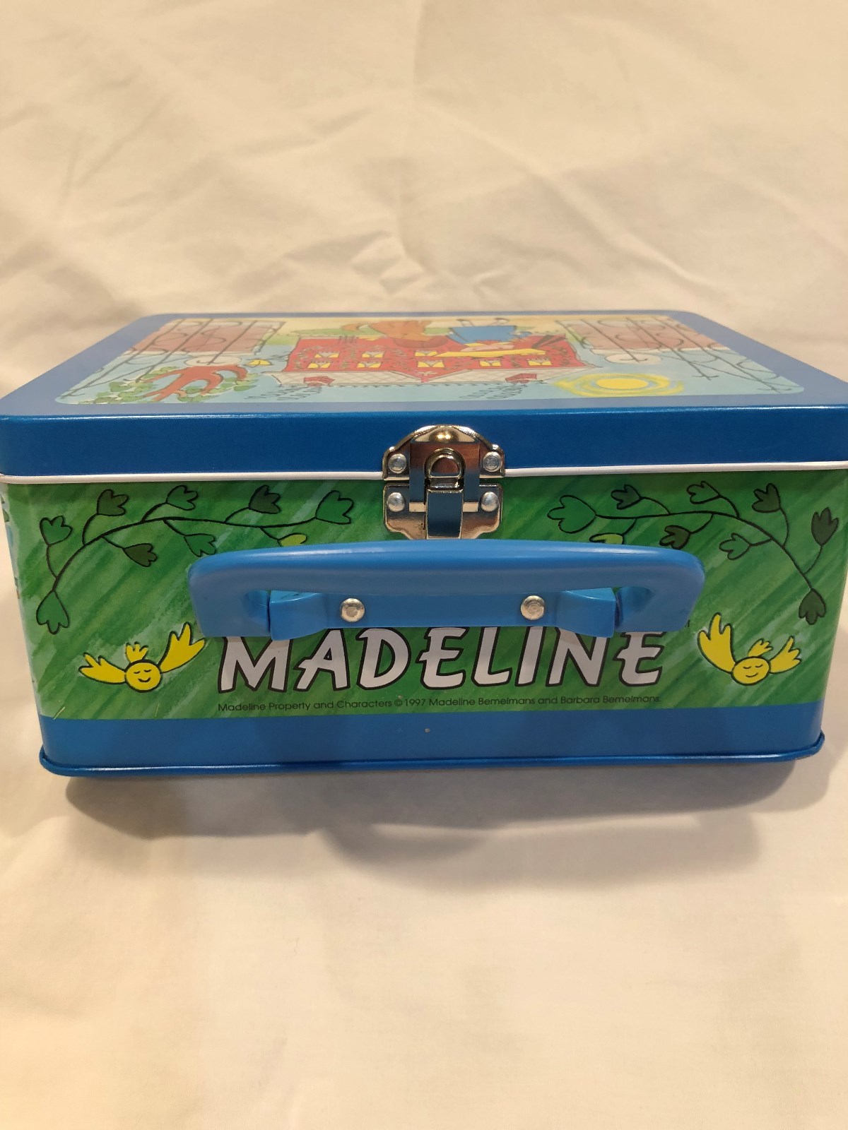 MADELINE Tin Keepsake Lunch Box 1997 Schylling Collection