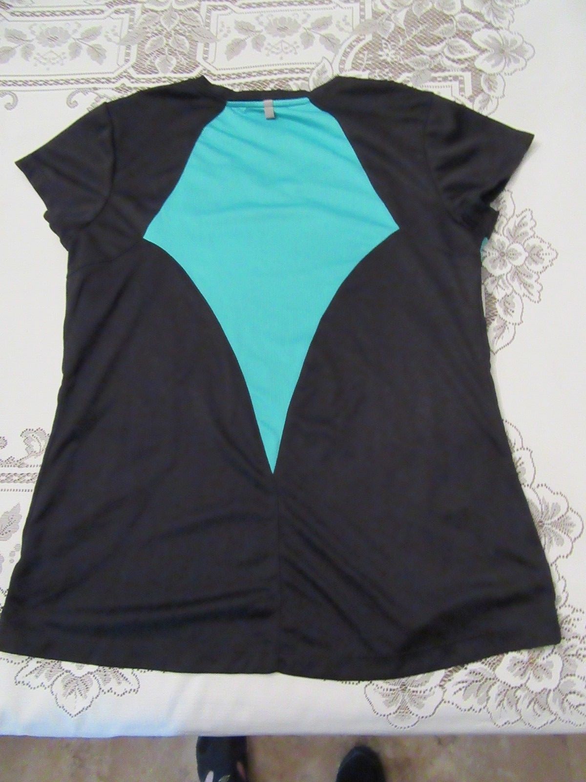 bcg tee shirt womens size M athletic top black green trim