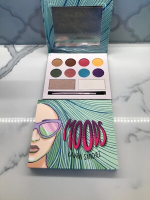 NIB - LAURA SANCHEZ MOODS EYESHADOW AND HIGHLIGHTER PALETTE MAKEUP IPSY GLAM