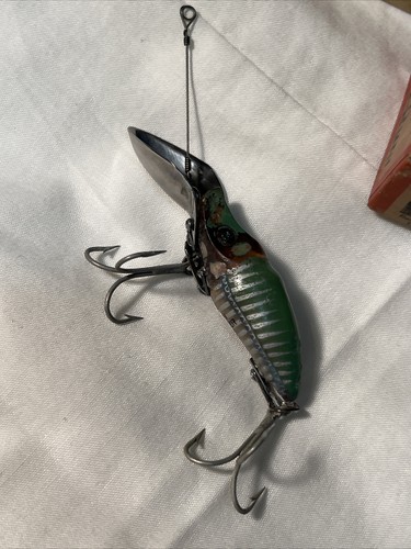Heddon Scoop Lip River Runt Go-Deeper Greenfish fishing lure with