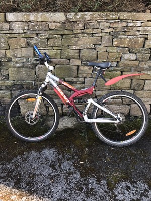 Giant Warp mountain bike full suspension