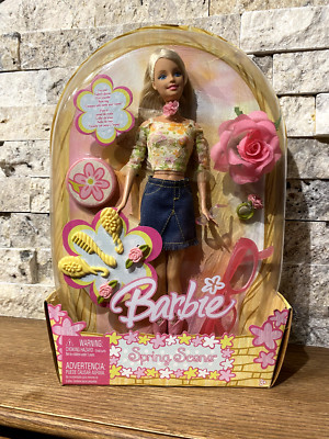 2005 Mattel Spring Scene Barbie  NEW