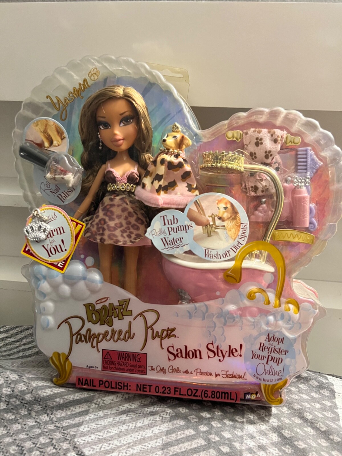 bratz pampered pupz yasmin Salon Style