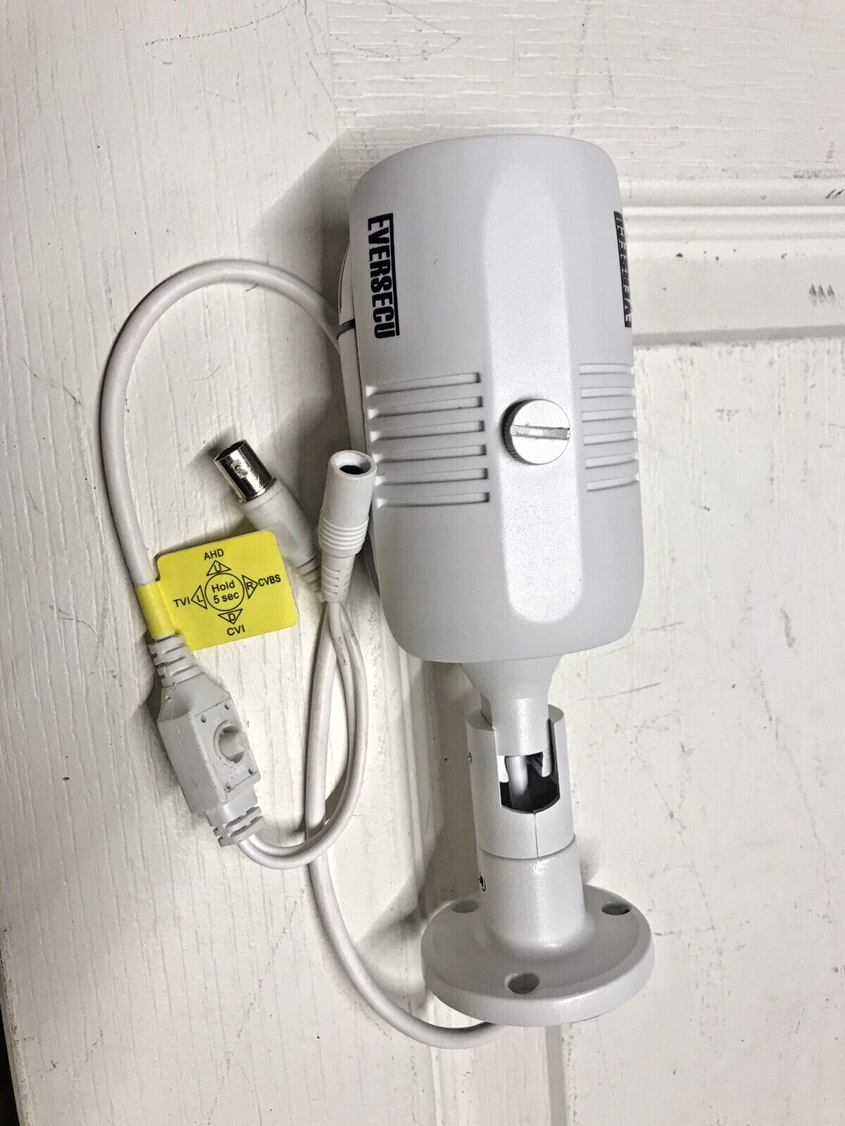 Eversecu Security Camera ES-HDBGL524 Waterproof 3.6mm Lens 5 Megapixel