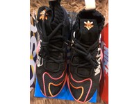 adidas crazy byw x wall way