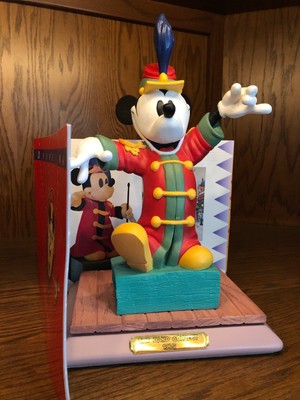 Disney Disneyana Convention Figurine - 1993 - The Band Concert 1935 - Signed