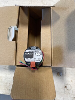 New In Box ORIENTAL MOTOR VEXTA PH533HG2-NA-C11 Stepping Motor
