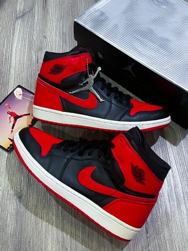 即購入OK！　Nike Air Jordan 1 bred 2001 Jordan 1 Retro Bred (2001) Men's - 136066-061 - US