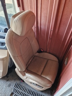 2019-2023 Porsche Cayenne Passenger Seat Beige Heated Electric
