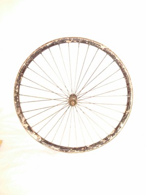 vintage wooden bicycle wheels