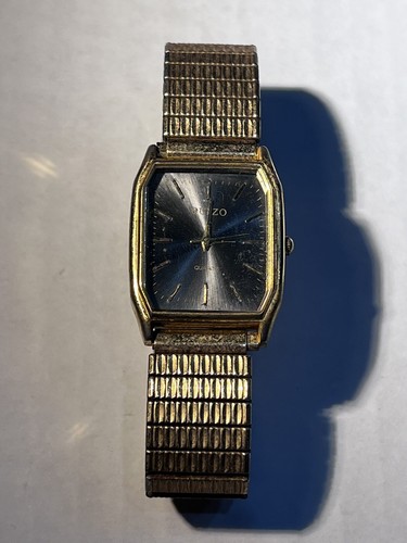 VINTAGE SUIZO QUARTZ JAPAN MOVT WATCH FOR PARTS EXPANDABLE